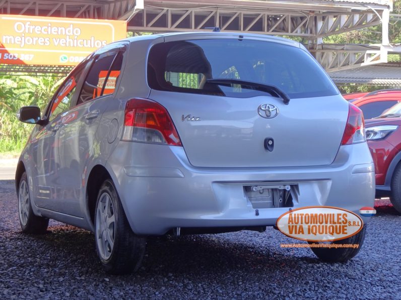 
								TOYOTA NEW VITZ AÑO 2009 full									