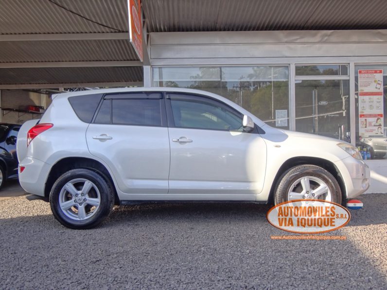 
								TOYOTA RAV 4 2008 full									