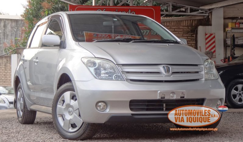 
								TOYOTA IST AÑO 2004 full									