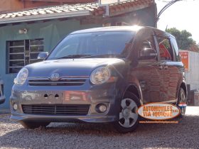 TOYOTA SIENTA AÑO 2008