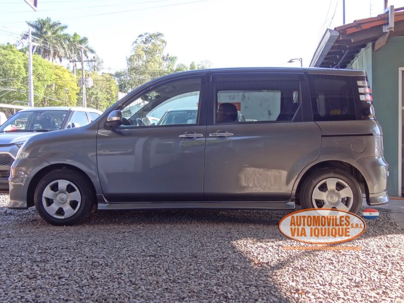 
								TOYOTA SIENTA AÑO 2008 full									