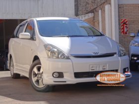 TOYOTA WISH AÑO 2004