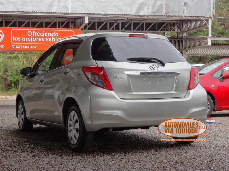 
								TOYOTA NEW VITZ 2011 full									