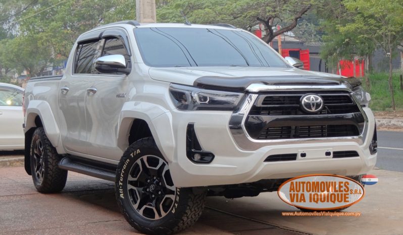 
								TOYOTA HILUX REVO AÑO 2018 full									