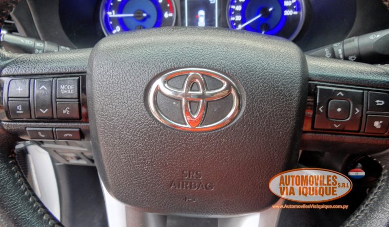 
								TOYOTA HILUX REVO AÑO 2018 full									