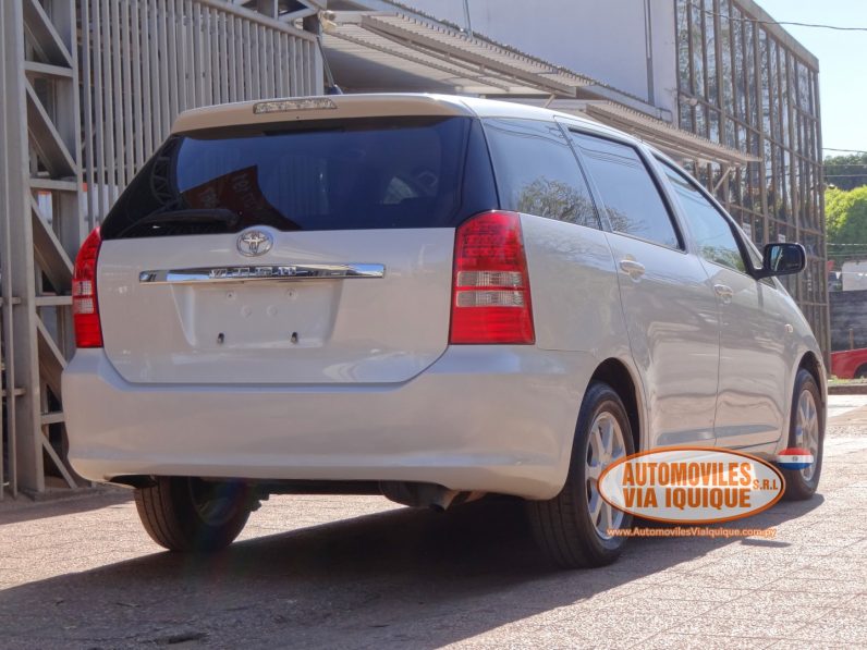 
								TOYOTA WISH AÑO 2005 full									