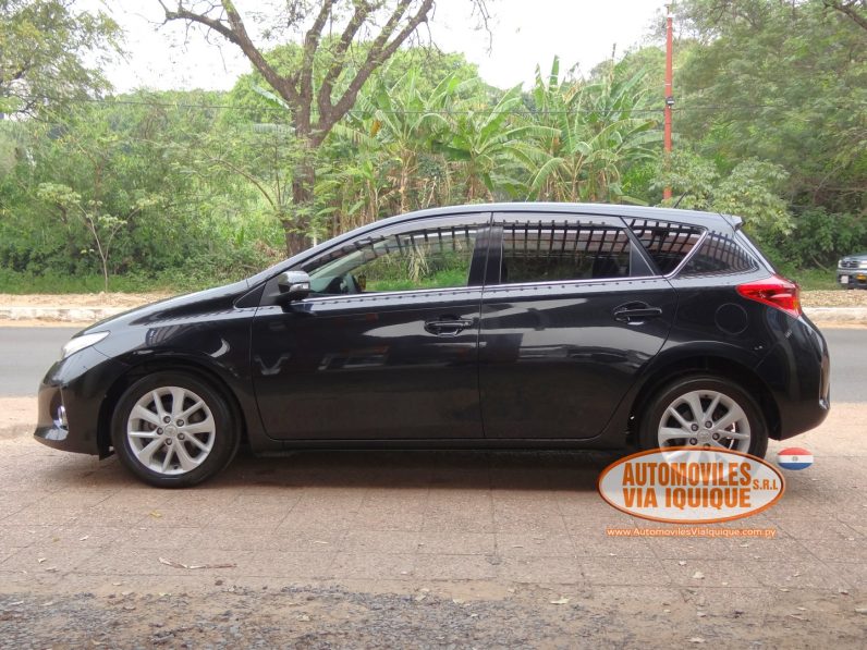 
								TOYOTA AURIS AÑO 2013 full									