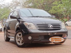 TOYOTA IST AÑO 2006