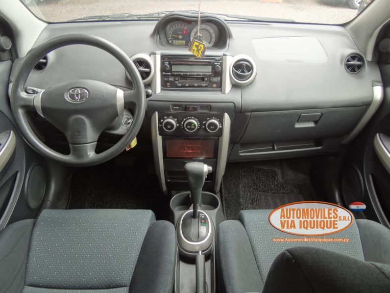 
								TOYOTA IST AÑO 2006 full									