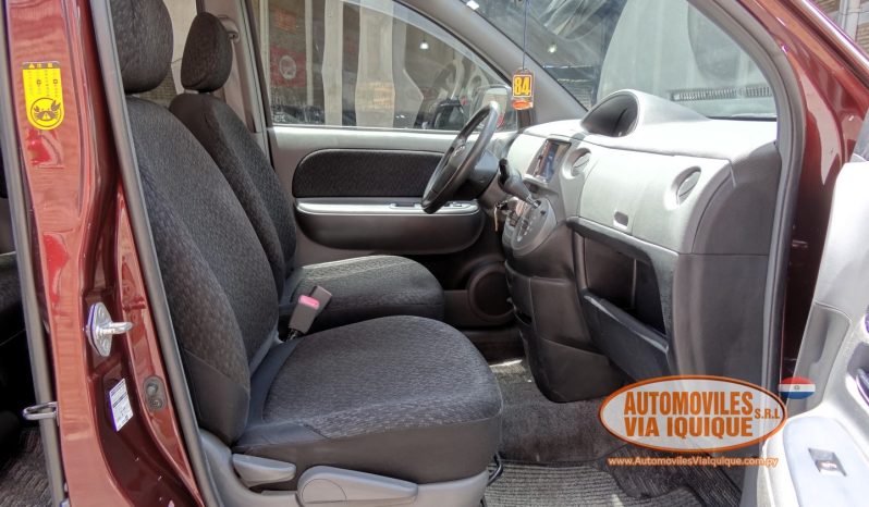 
								TOYOTA SIENTA AÑO 2011 full									