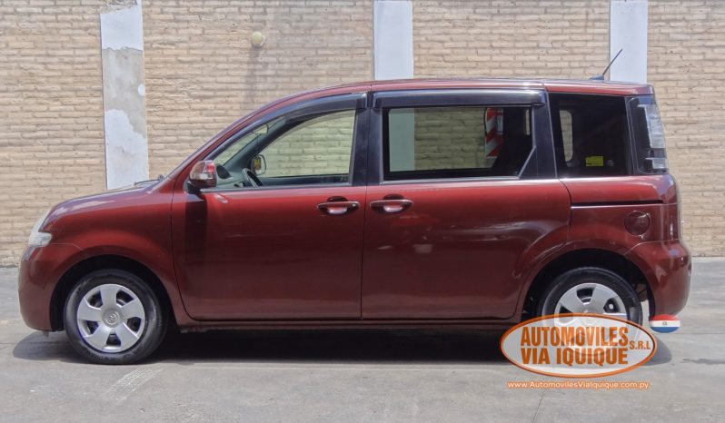 
								TOYOTA SIENTA AÑO 2011 full									