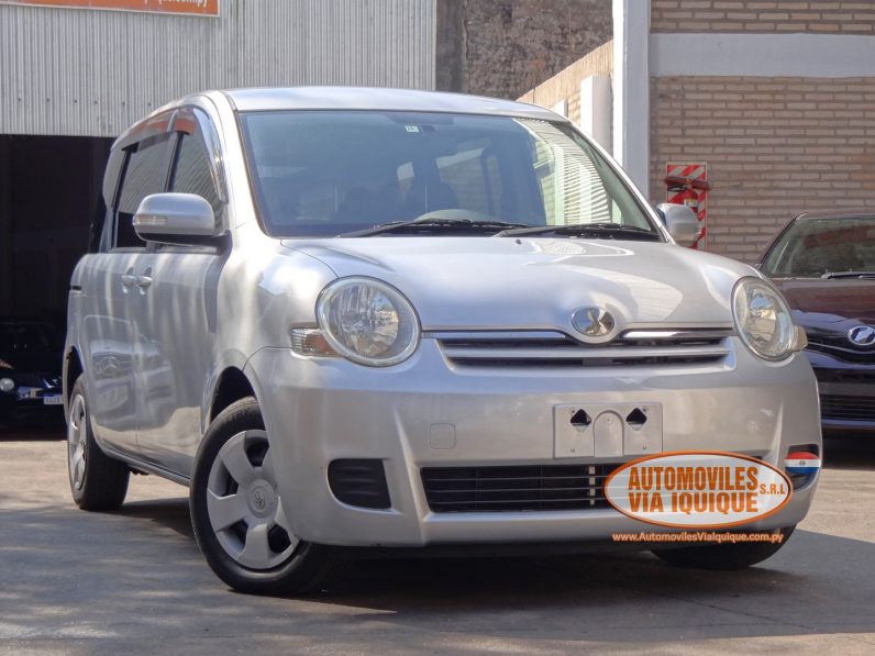 
								TOYOTA SIENTA AÑO 2008 full									