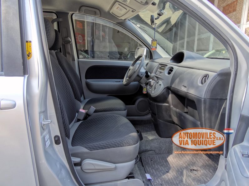 
								TOYOTA SIENTA AÑO 2008 full									