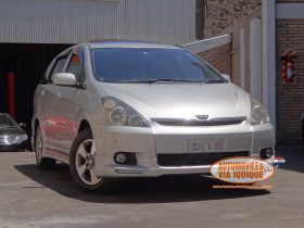 TOYOTA WISH AÑO 2004