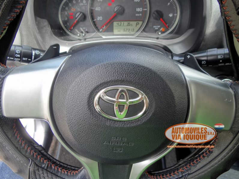 
								TOYOTA NEW VITZ RS 2011 full									