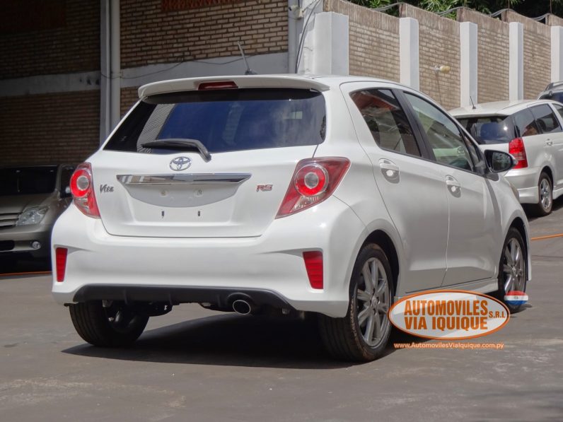 
								TOYOTA NEW VITZ RS 2011 full									