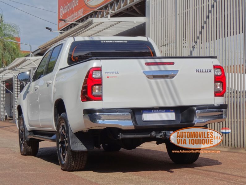 
								TOYOTA HILUX SR 2021 full									