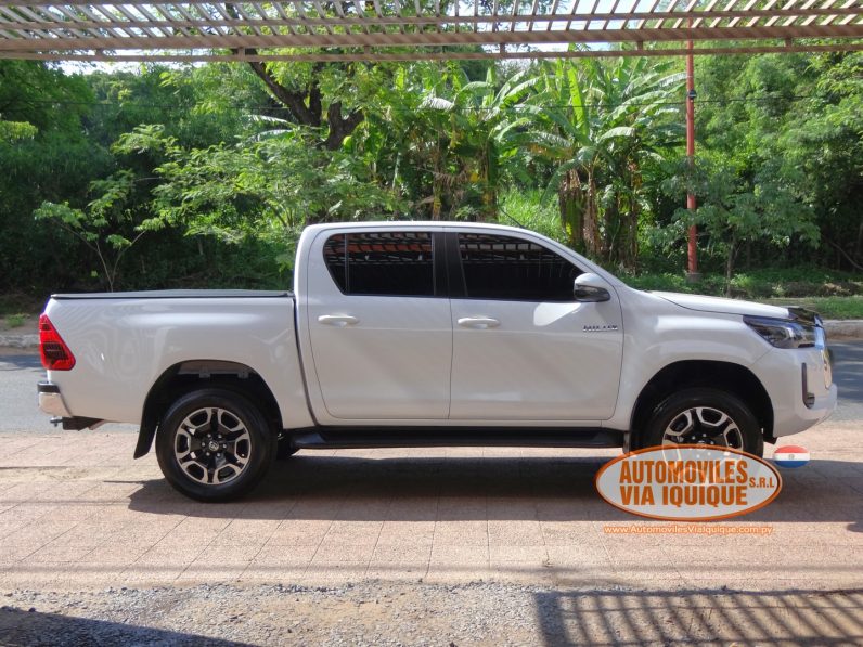 
								TOYOTA HILUX SR 2021 full									