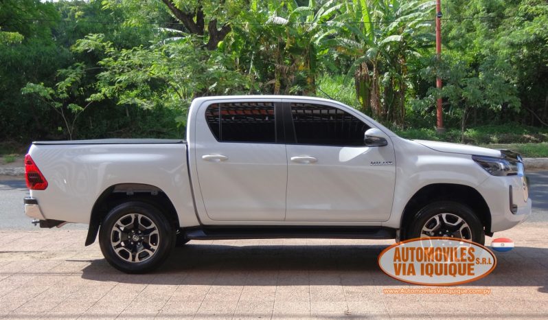 
								TOYOTA HILUX SR 2021 full									