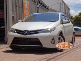 TOYOTA NEW AURIS 2012