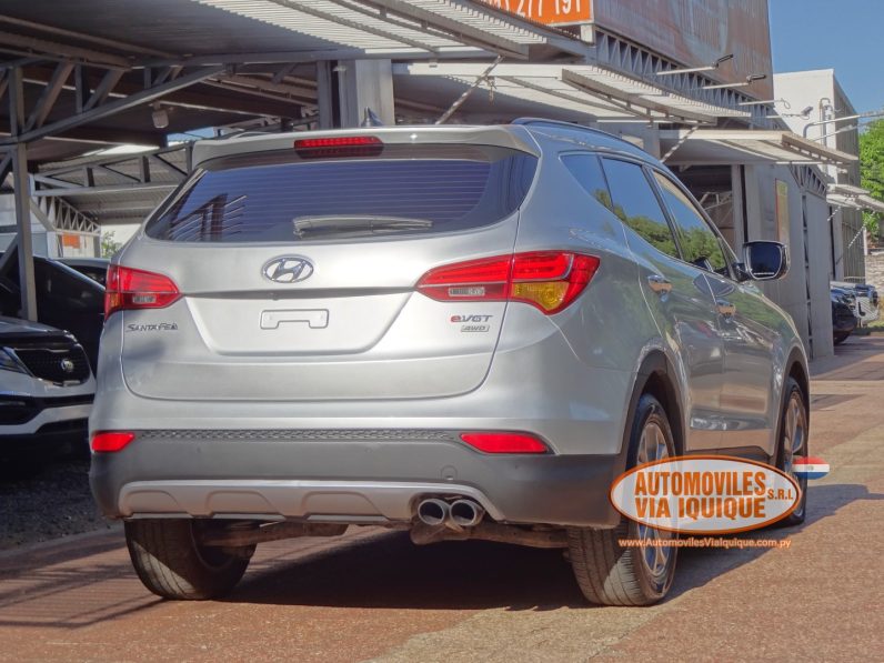 
								HYUNDAI SANTAFE AÑO 2013 full									