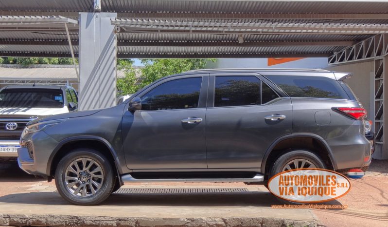 
								TOYOTA FORTUNER AÑO 2022 full									