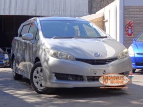 TOYOTA NEW WISH 2011