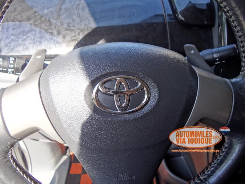 
								TOYOTA VOXY AÑO 2010 full									