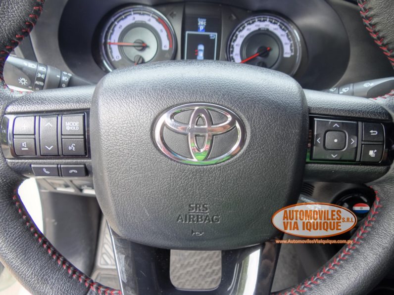 
								TOYOTA HILUX GR AÑO 2019 full									